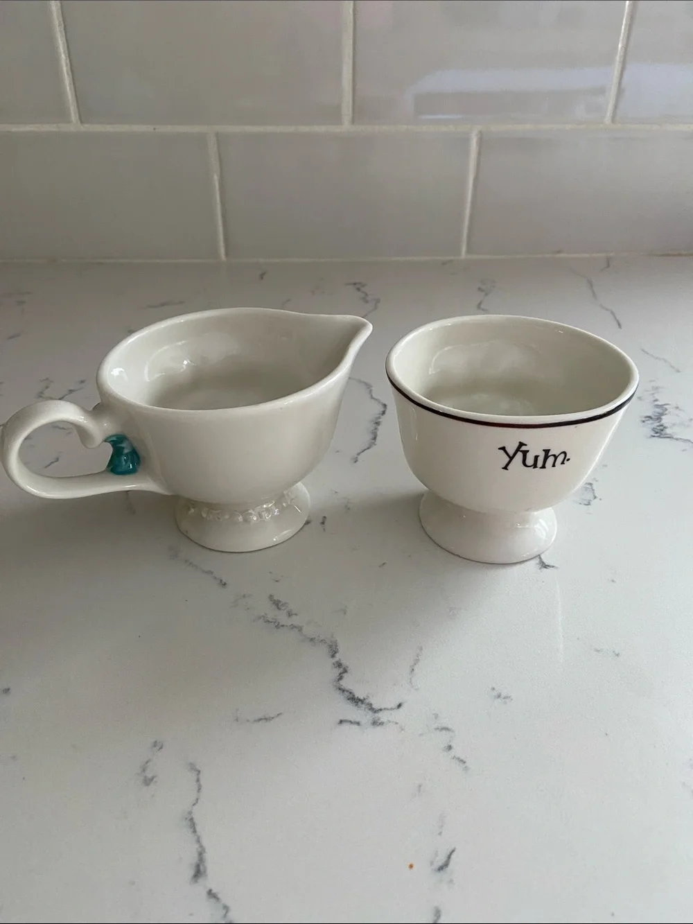 Baileys Irish Cream Winking Face Creamer & Sugar Bowl Set 1996 Yum Vintage